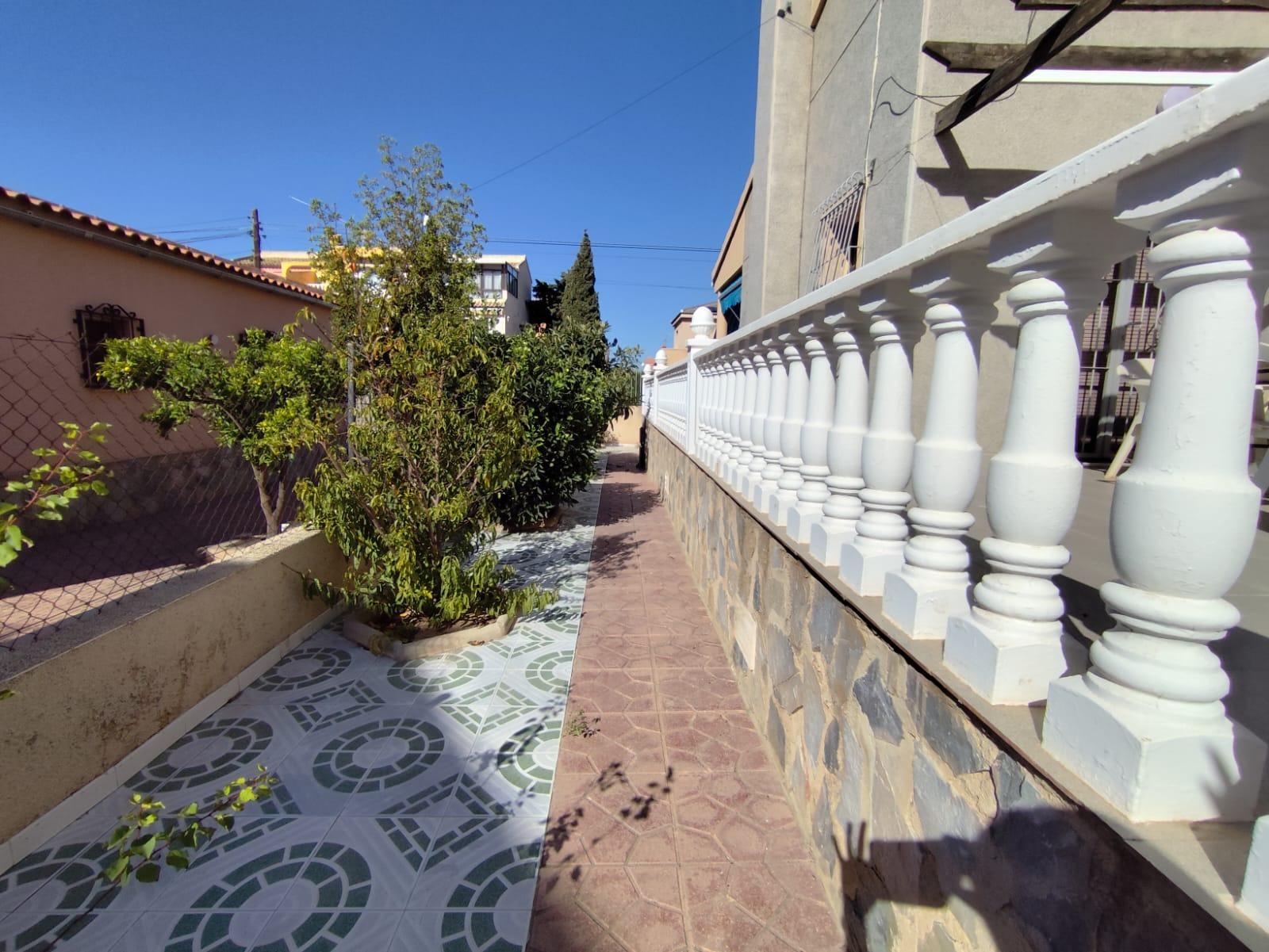 4 Bed, 2 Bath, HouseFor Sale, Torrevieja, Alicante