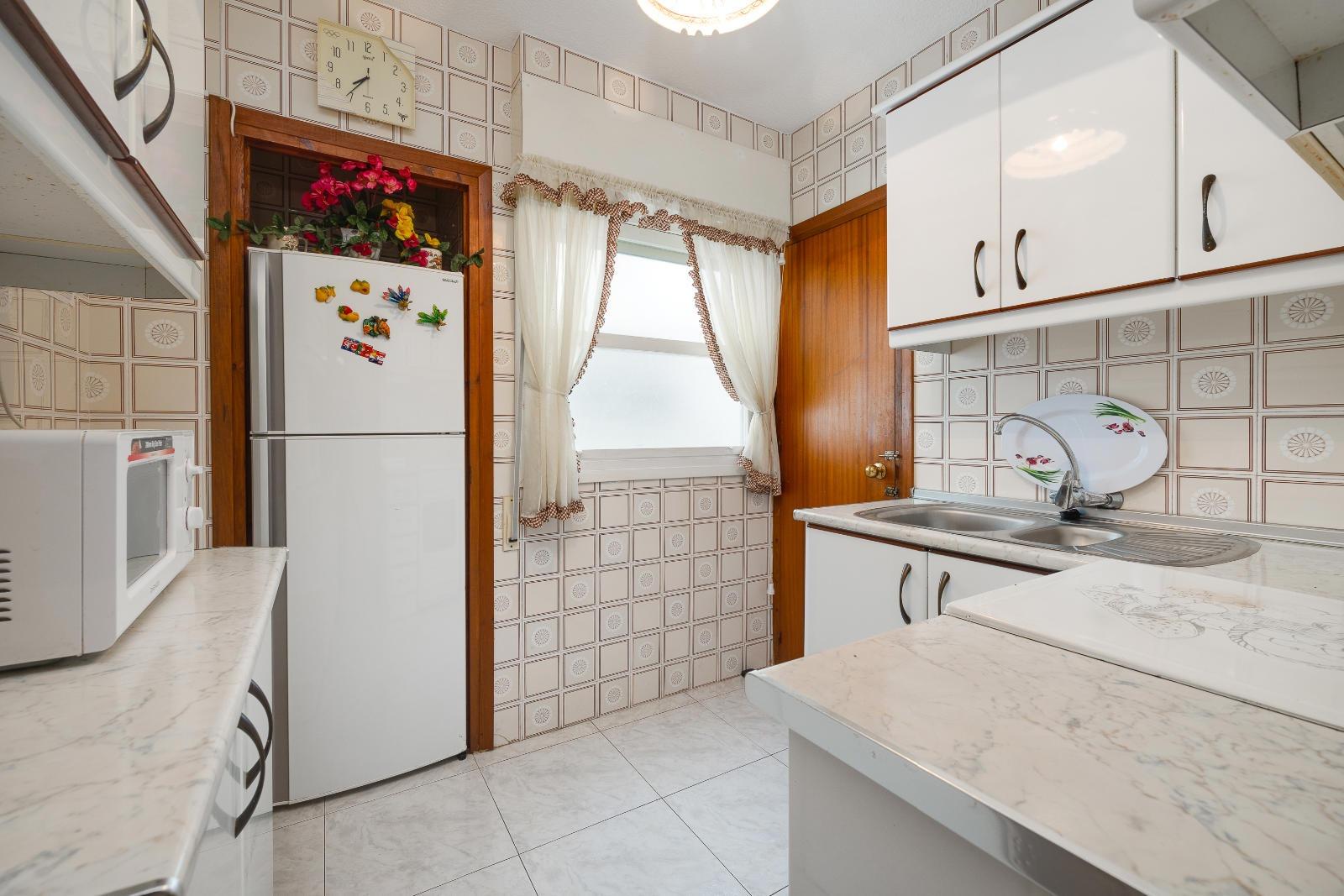 2 Bed, 1 Bath, ApartmentFor Sale, Torrevieja, Alicante