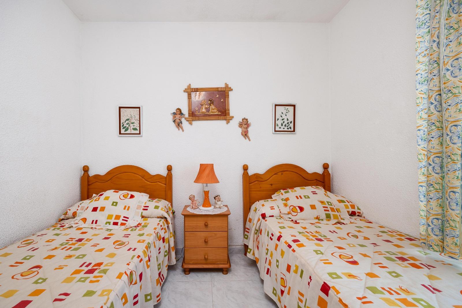 2 Bed, 1 Bath, ApartmentFor Sale, Torrevieja, Alicante