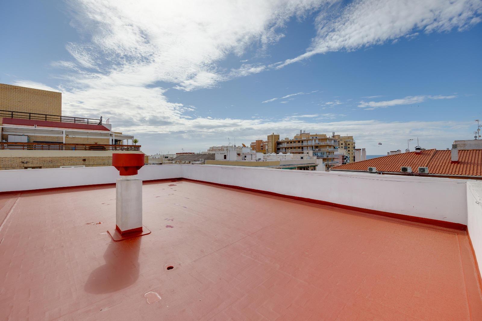 2 Bed, 1 Bath, ApartmentFor Sale, Torrevieja, Alicante