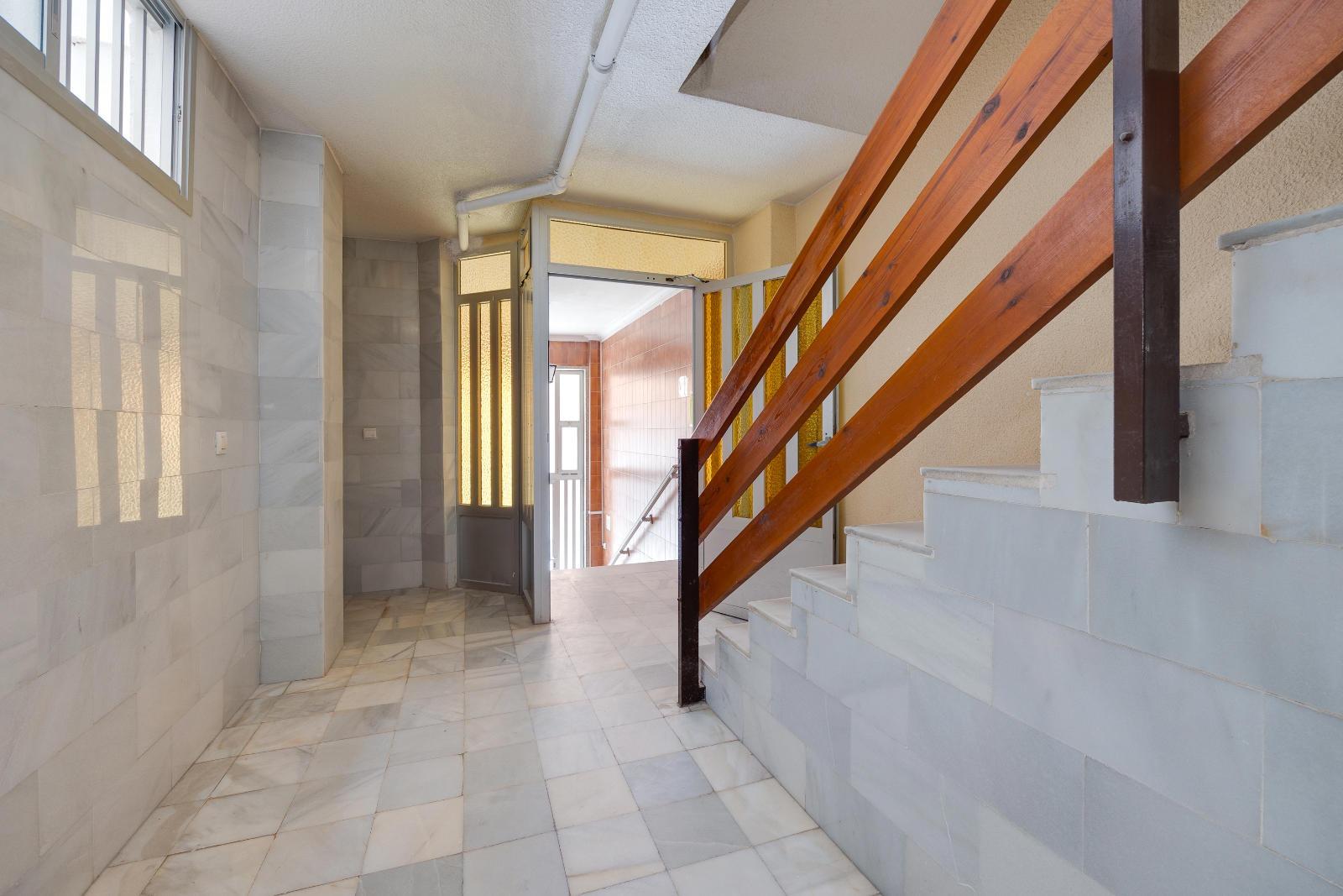 2 Bed, 1 Bath, ApartmentFor Sale, Torrevieja, Alicante