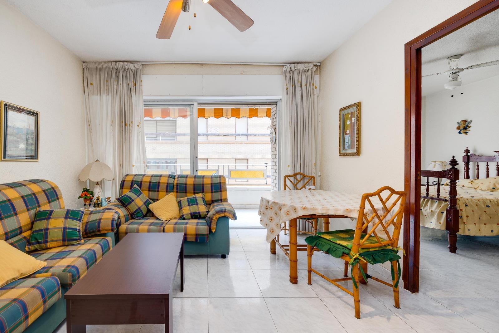 2 Bed, 1 Bath, ApartmentFor Sale, Torrevieja, Alicante