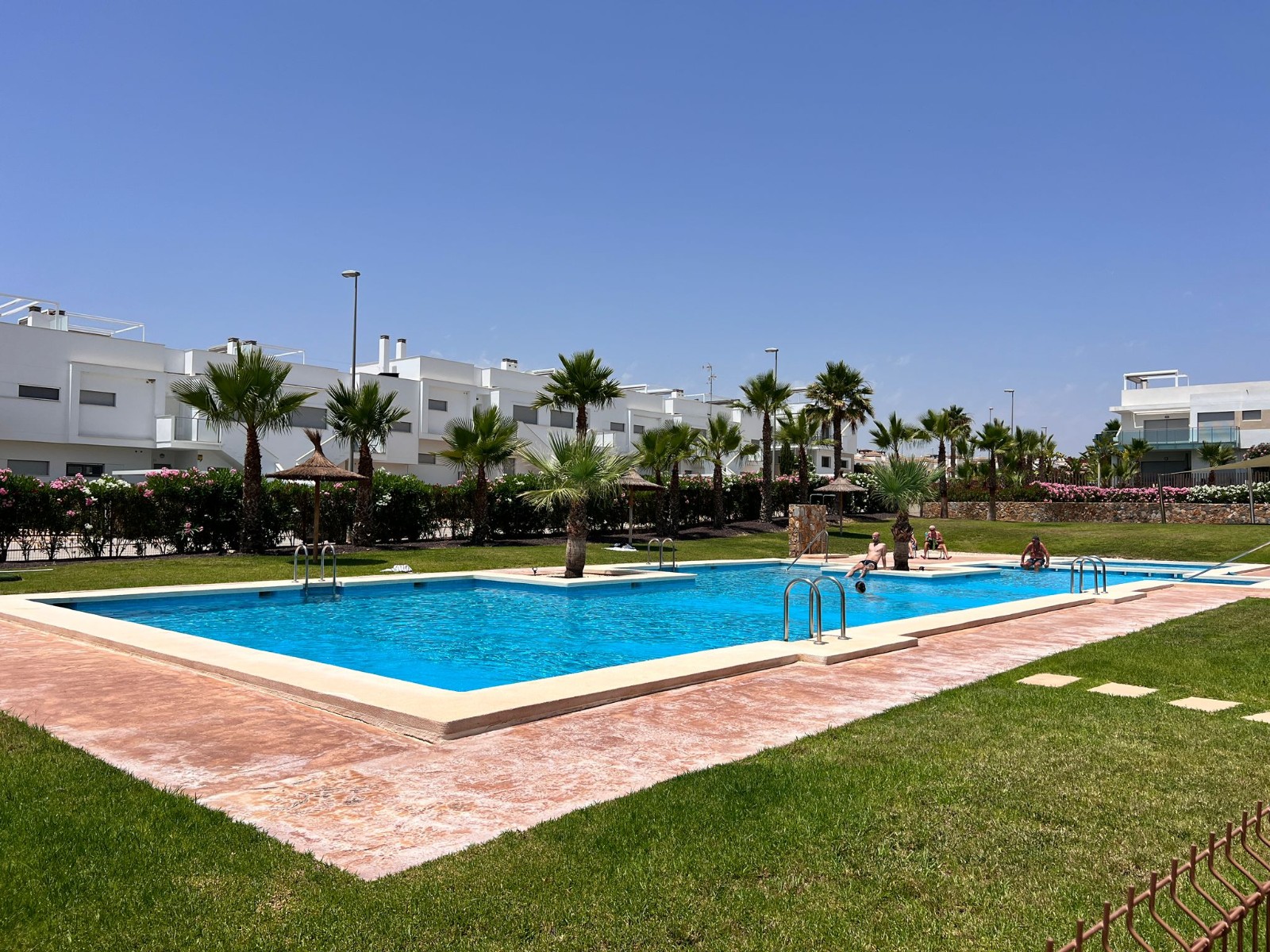1 Bed, 1 Bath, ApartmentFor Sale, Vistabella Golf Entre Naranjos, Alicante