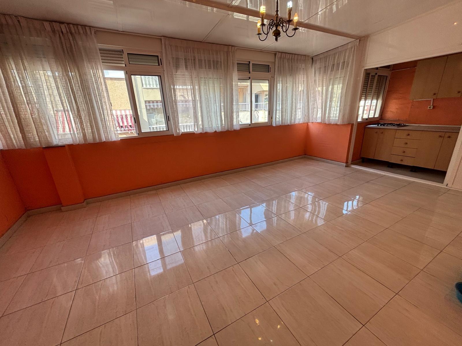 2 Bed, 1 Bath, ApartmentFor Sale, Torrevieja, Alicante