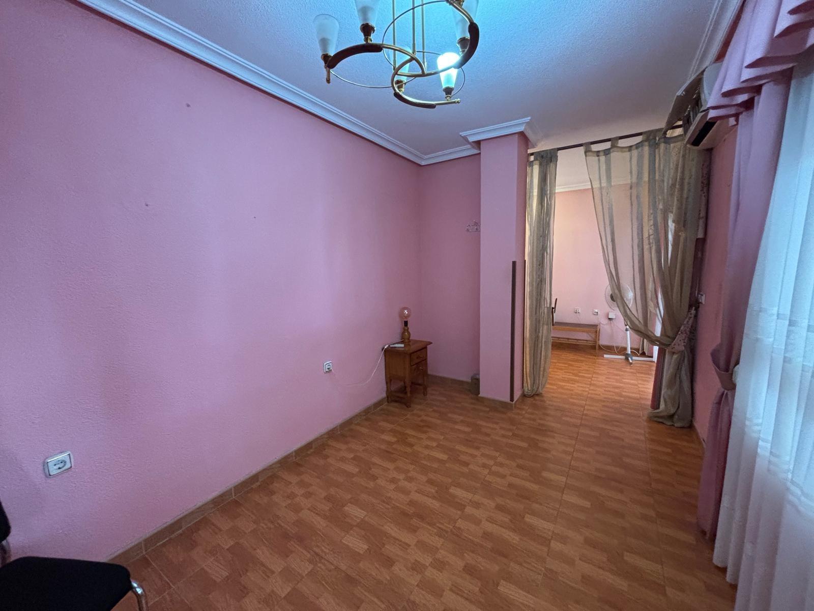 2 Bed, 1 Bath, ApartmentFor Sale, Torrevieja, Alicante