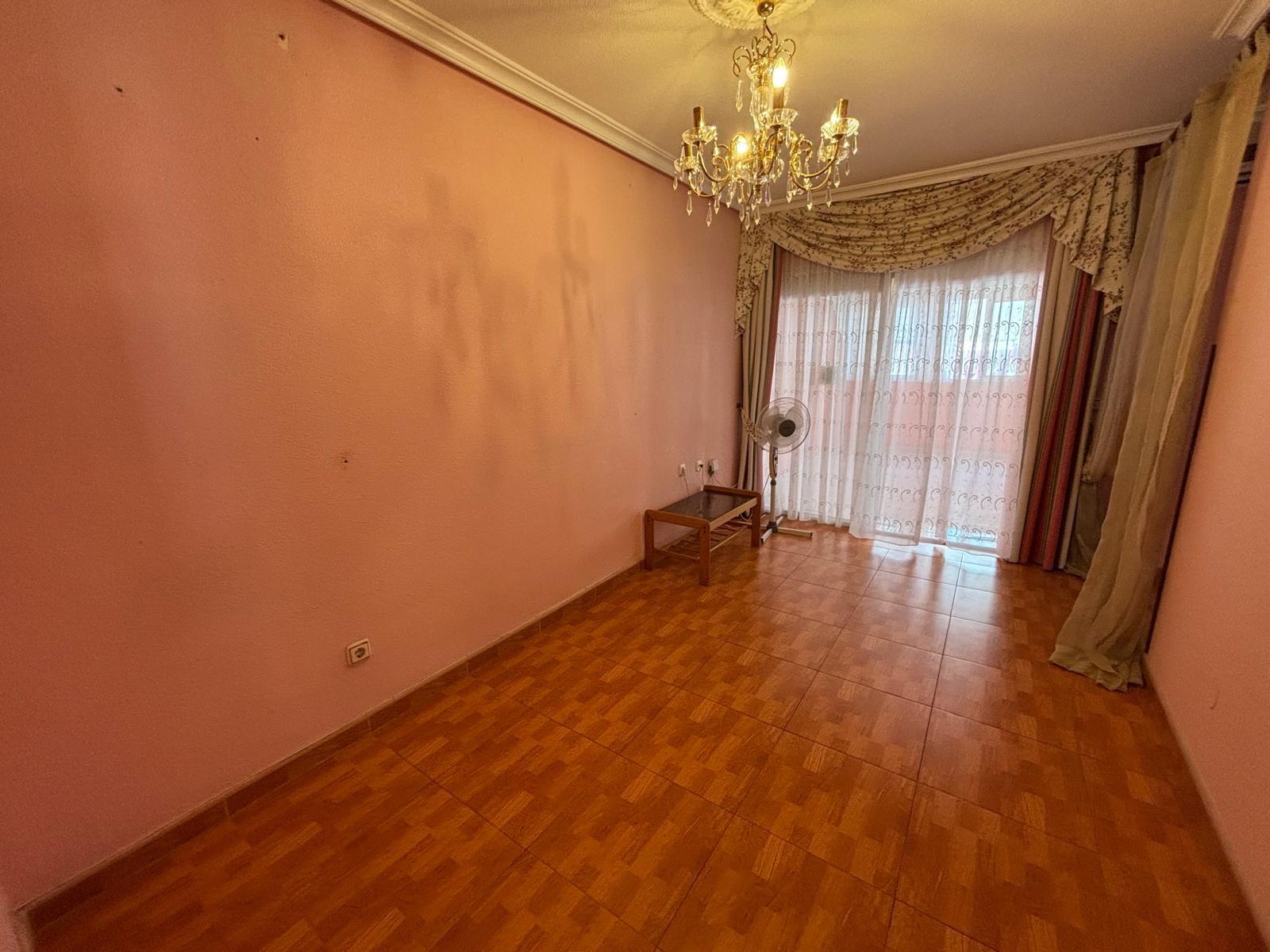 2 Bed, 1 Bath, ApartmentFor Sale, Torrevieja, Alicante