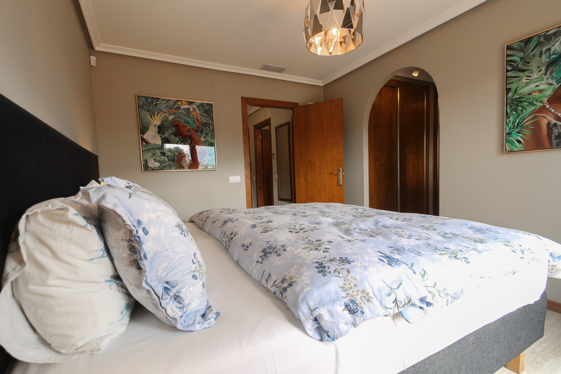 6 Bed, 4 Bath, HouseFor Sale, Torrevieja, Alicante 6 Bed, 4 Bath, HouseFor Sale, Torrevieja, Alicante