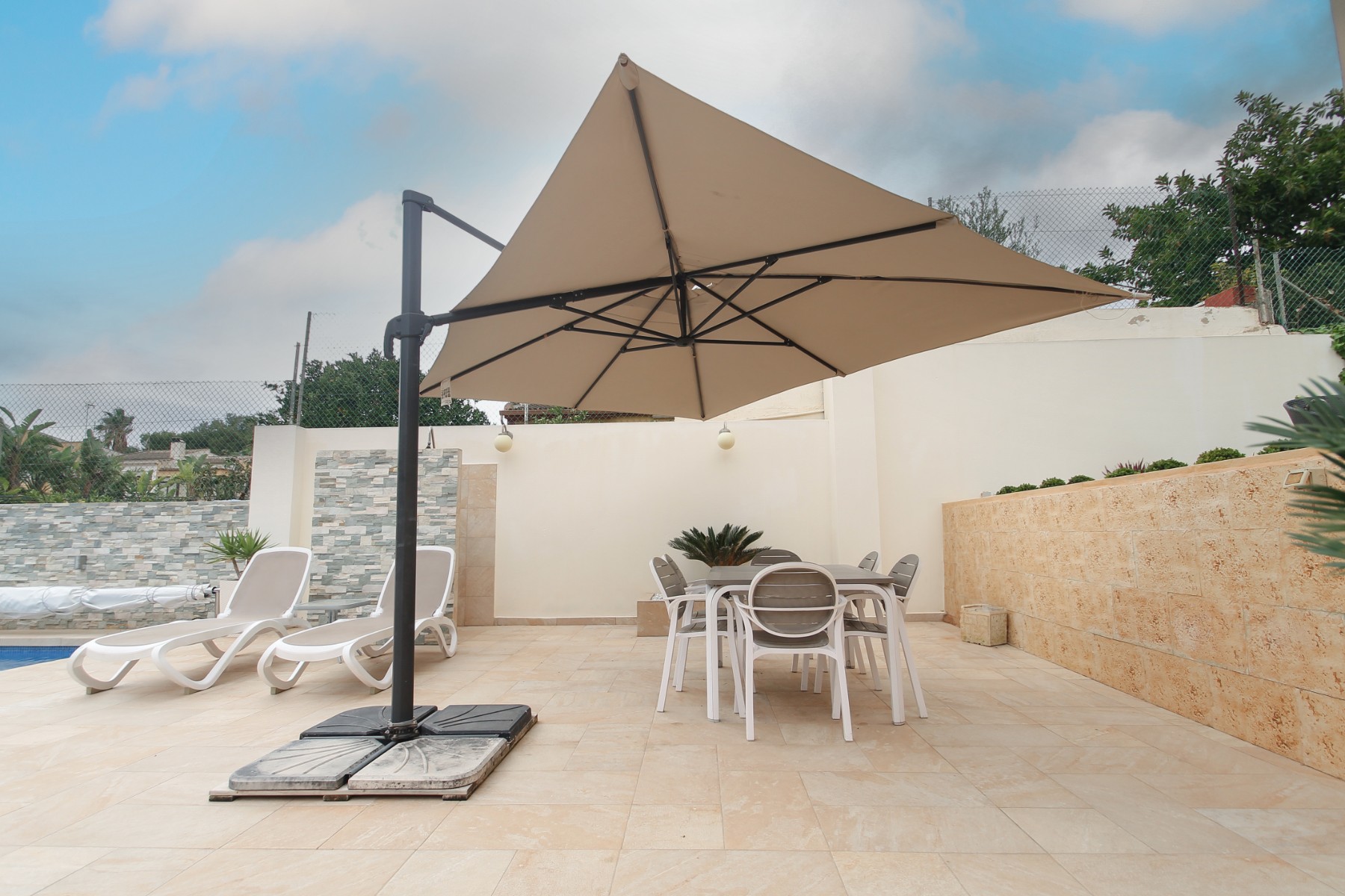 6 Bed, 4 Bath, HouseFor Sale, Torrevieja, Alicante 6 Bed, 4 Bath, HouseFor Sale, Torrevieja, Alicante