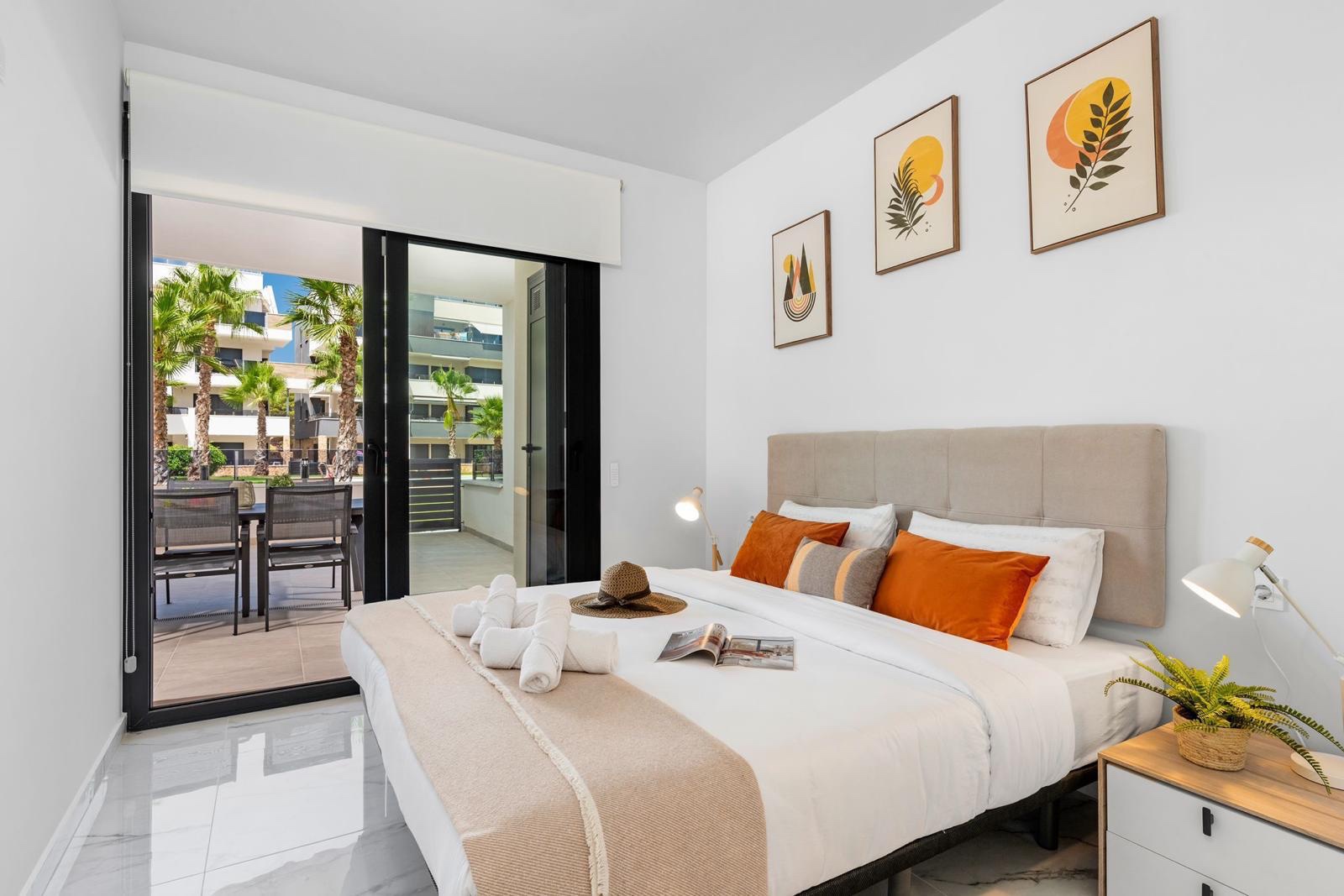 2 Bed, 2 Bath, ApartmentFor Sale, Orihuela Costa, Alicante