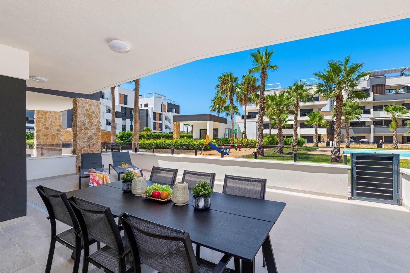 2 Bed, 2 Bath, ApartmentFor Sale, Orihuela Costa, Alicante