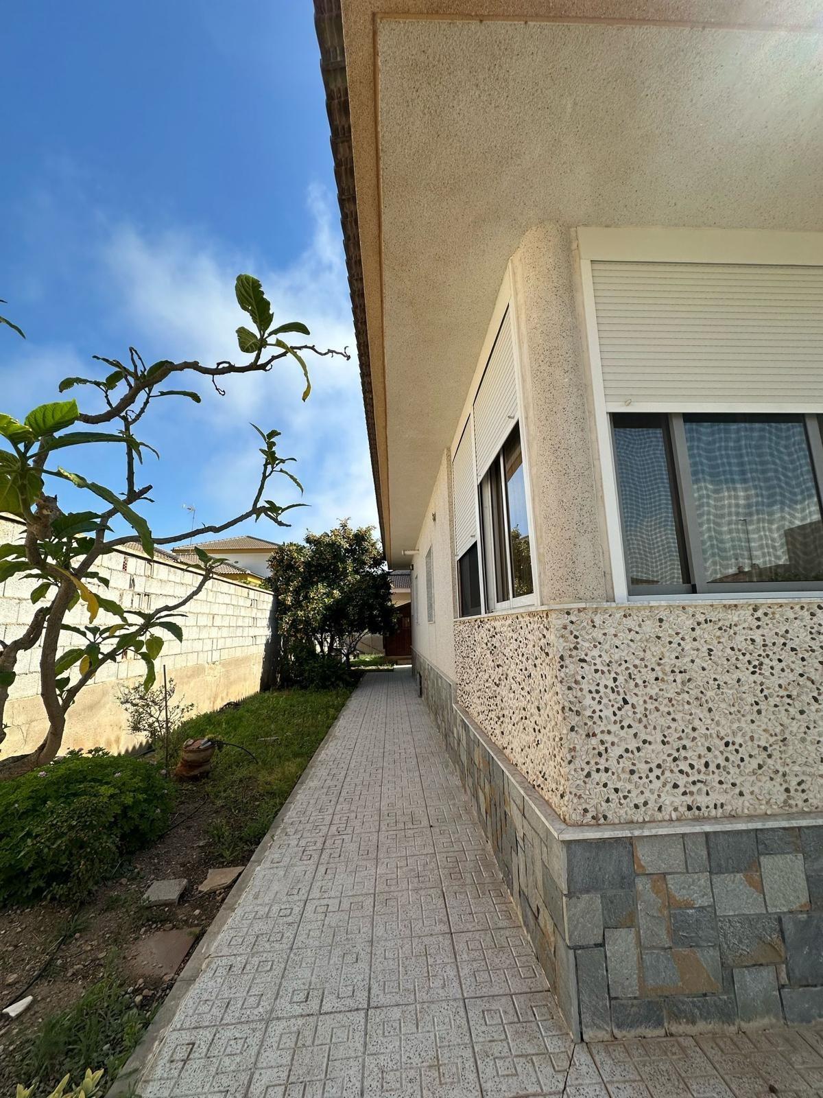 3 Bed, 2 Bath, HouseFor Sale, Los Alcazares, Murcia