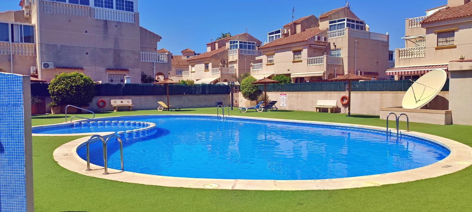 2 Bed, 1 Bath, ApartmentFor Sale, Torrevieja, Alicante