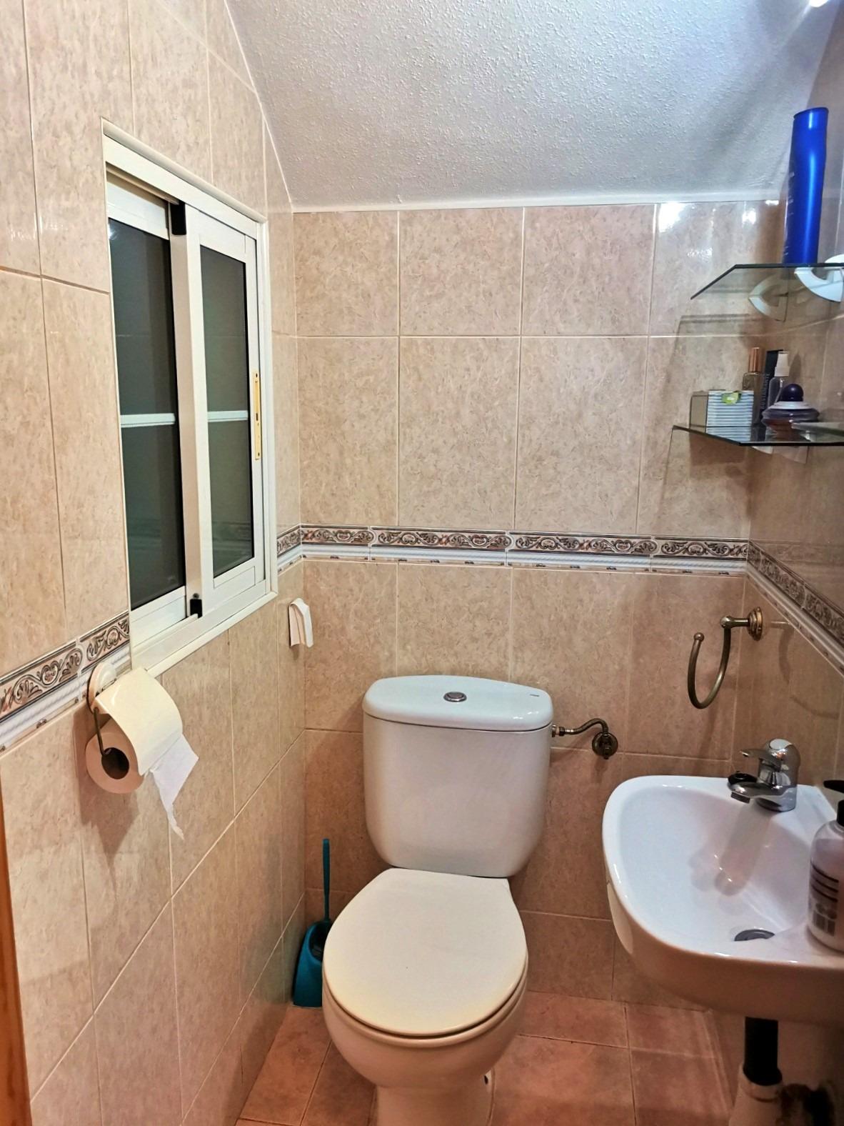 2 Bed, 1 Bath, ApartmentFor Sale, Torrevieja, Alicante
