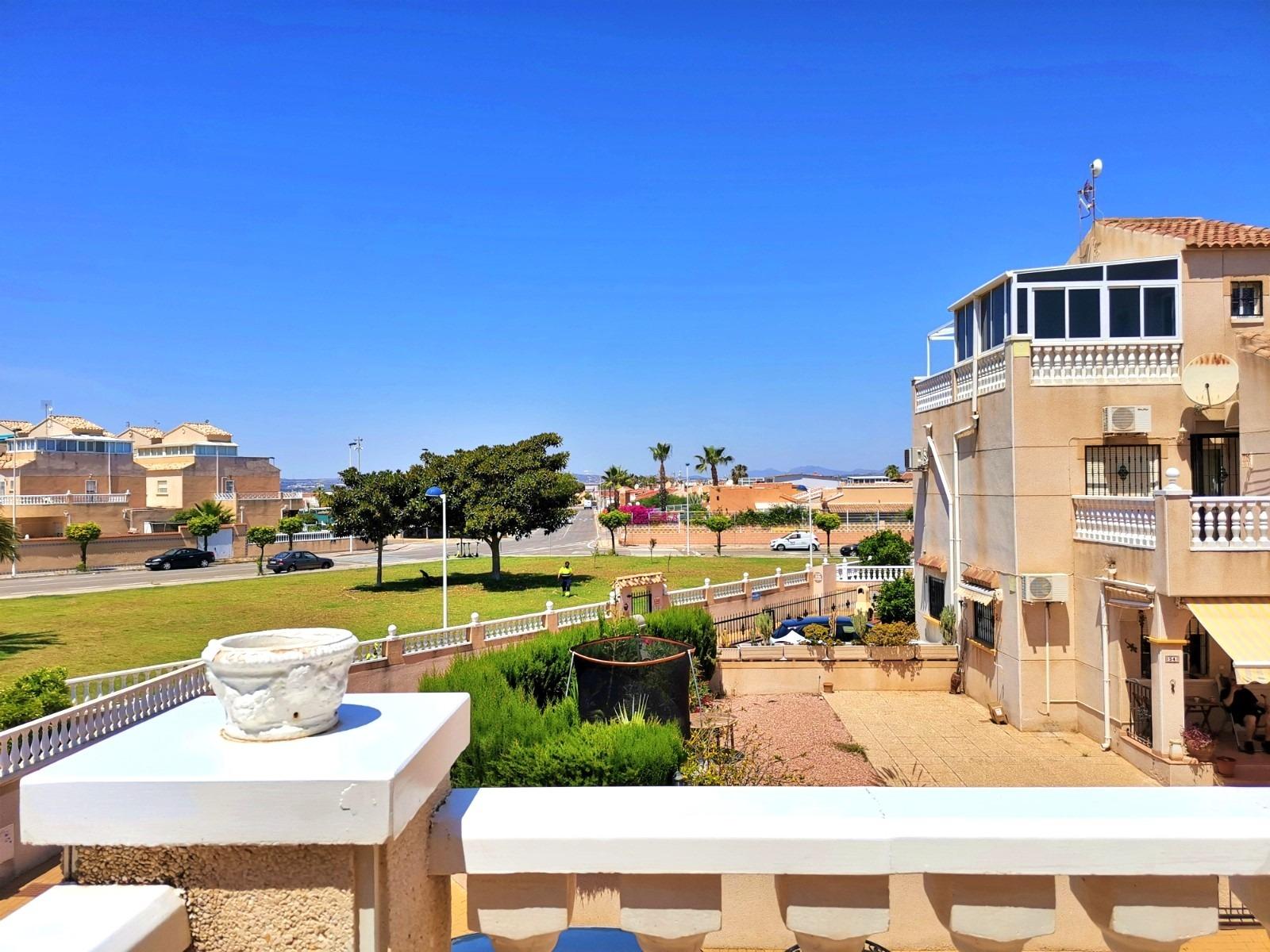 2 Bed, 1 Bath, ApartmentFor Sale, Torrevieja, Alicante