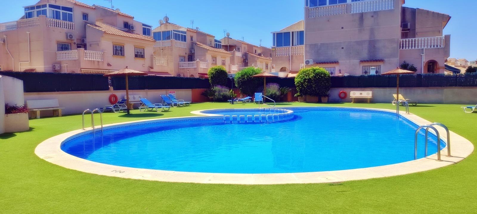 2 Bed, 1 Bath, ApartmentFor Sale, Torrevieja, Alicante