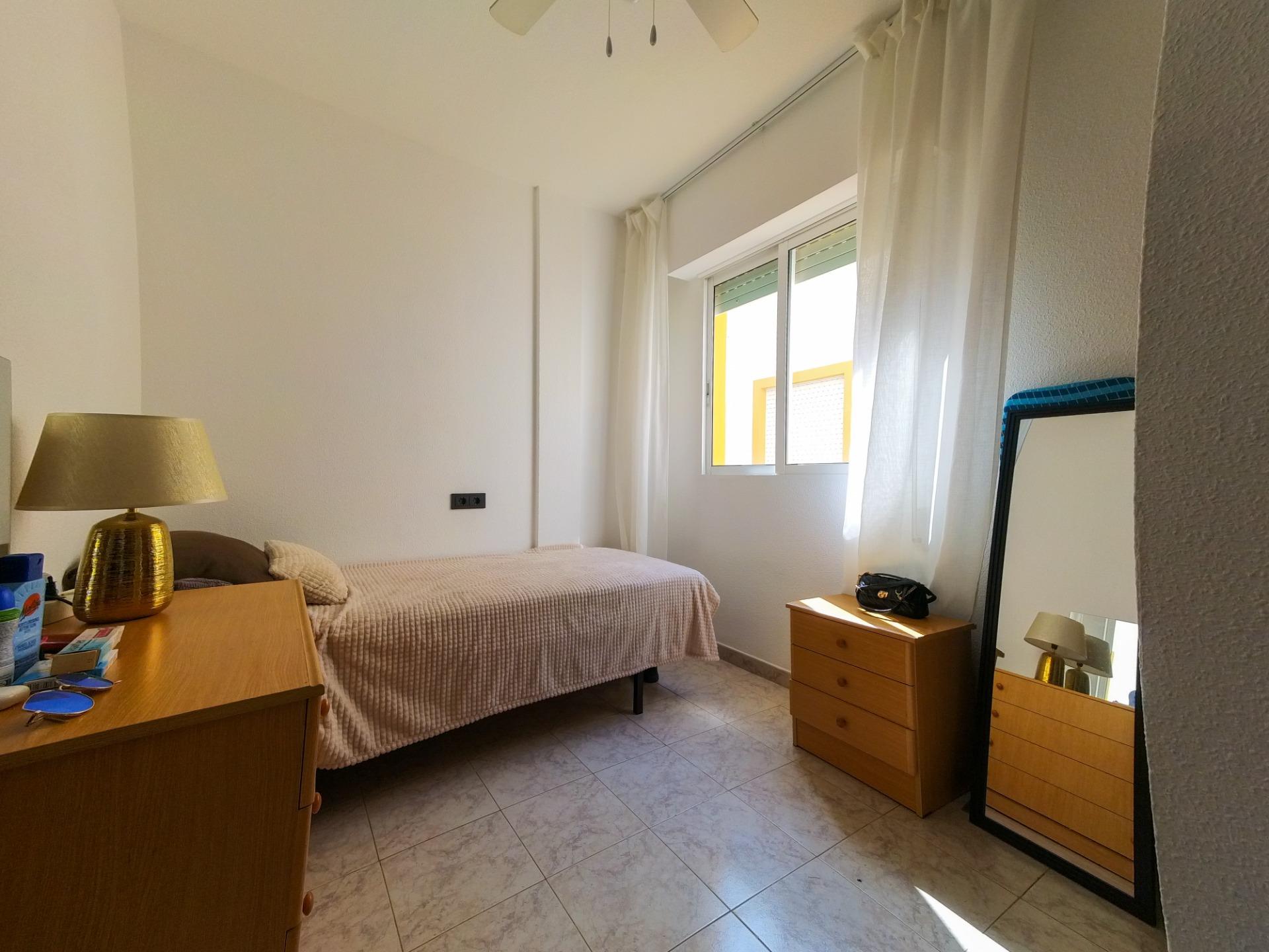 3 Bed, 1 Bath, ApartmentFor Sale, Torrevieja, Alicante