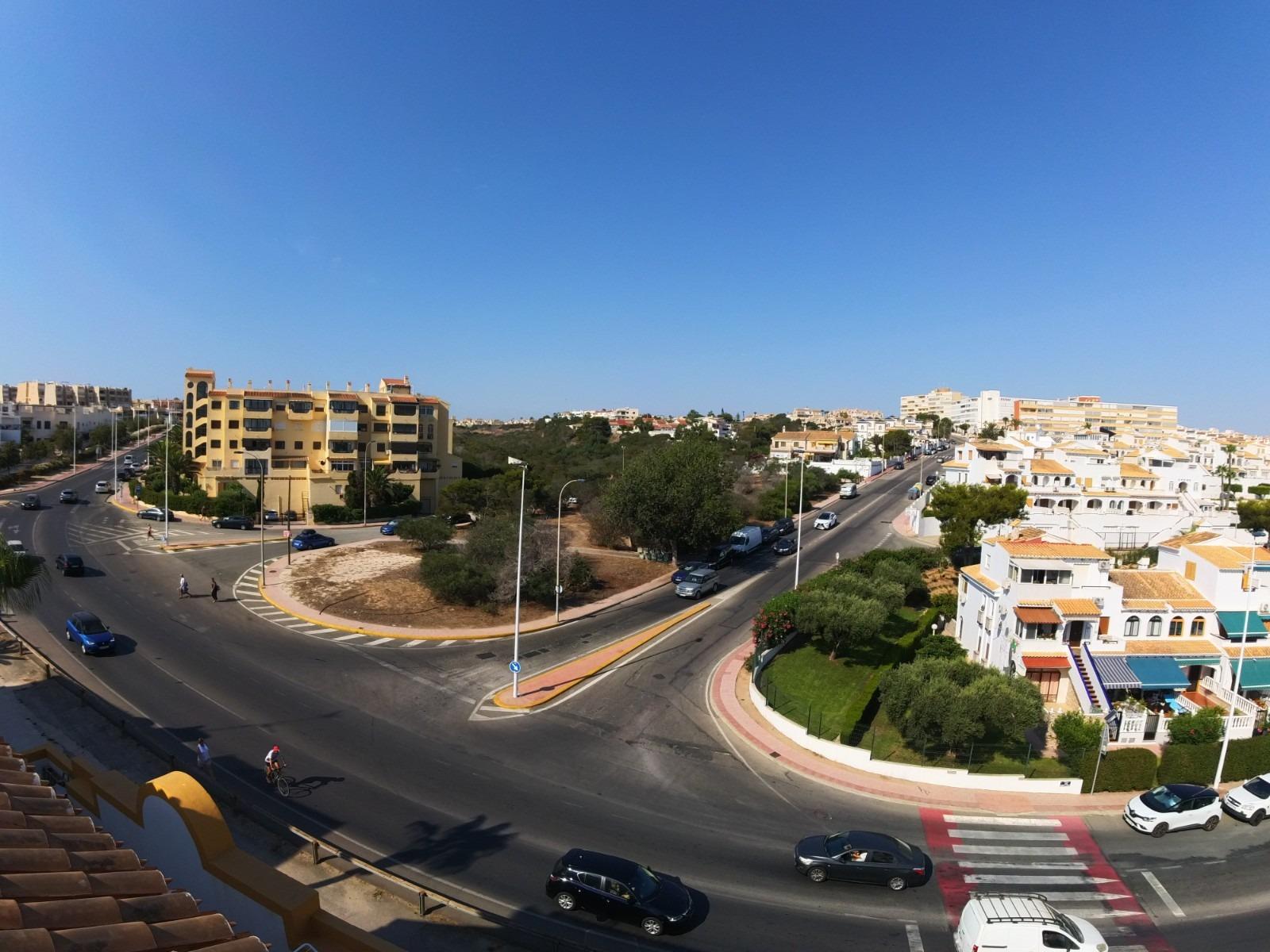 3 Bed, 1 Bath, ApartmentFor Sale, Torrevieja, Alicante