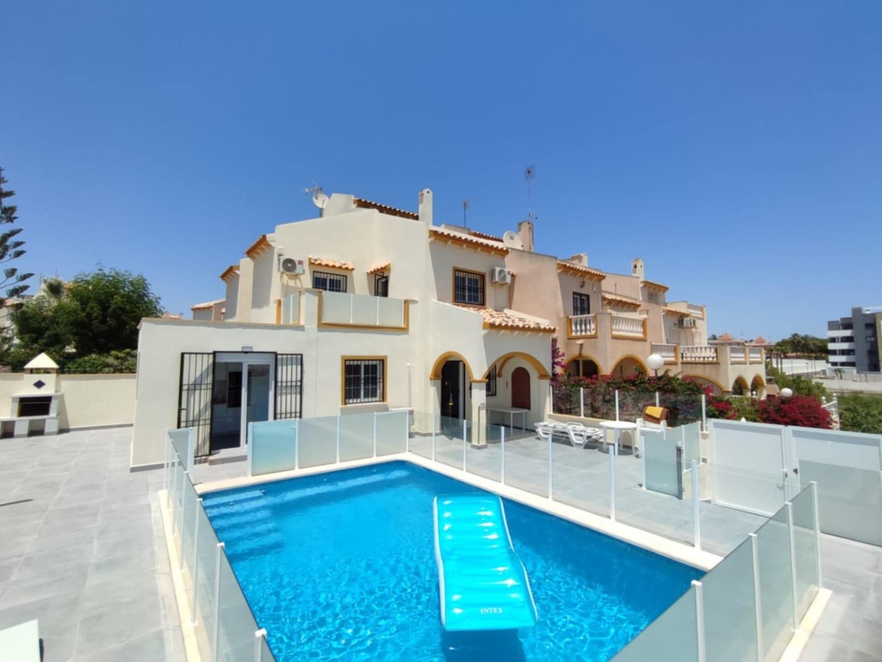 2 Bed, 2 Bath, HouseFor Sale, Playa Flamenca, Alicante