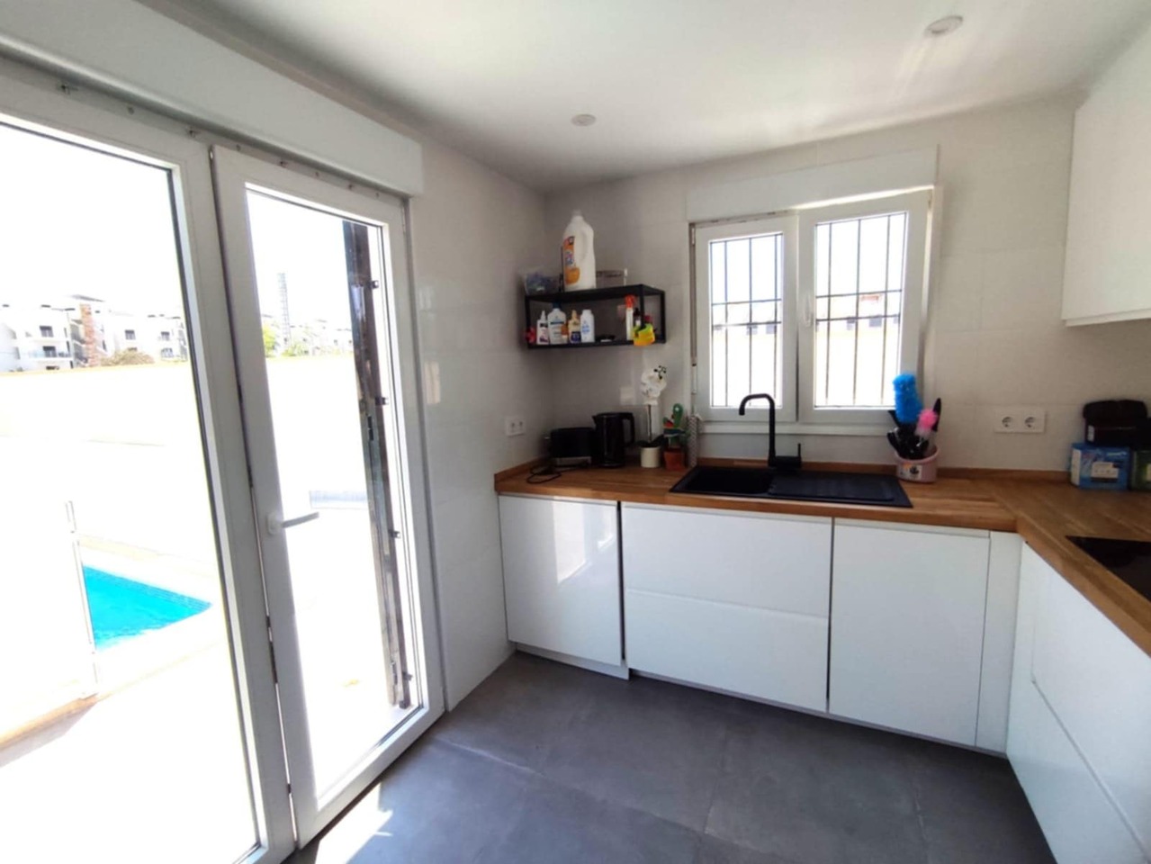 2 Bed, 2 Bath, HouseFor Sale, Playa Flamenca, Alicante