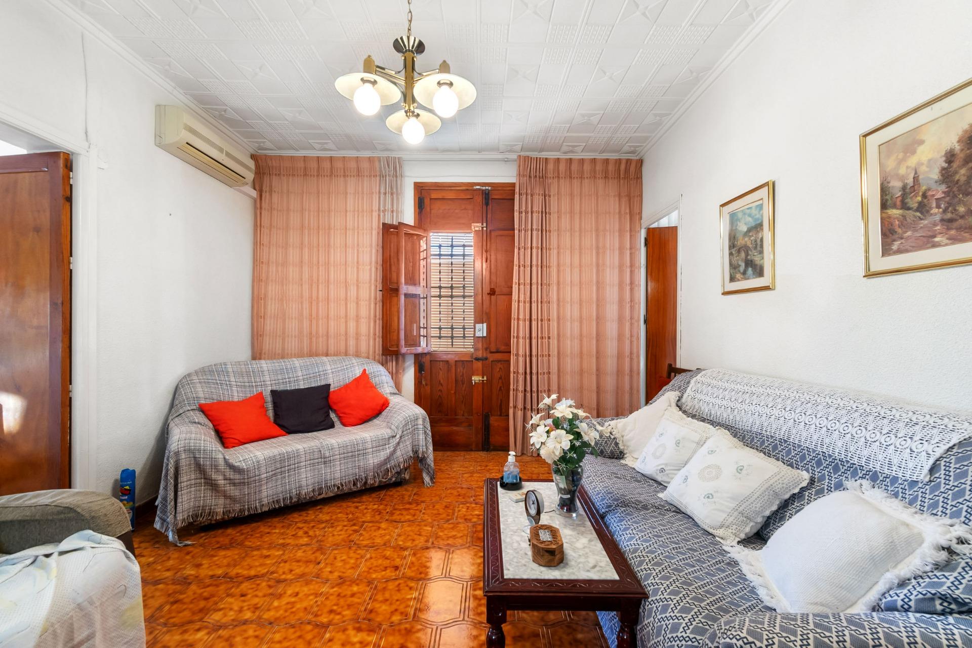 4 Bed, 2 Bath, HouseFor Sale, Orihuela, Alicante