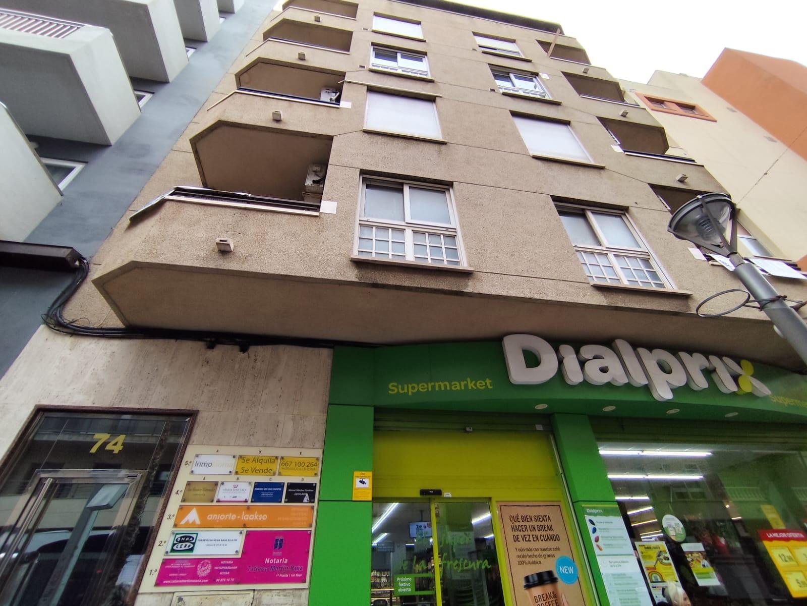 7 Bed, 2 Bath, ApartmentFor Sale, Torrevieja, Alicante