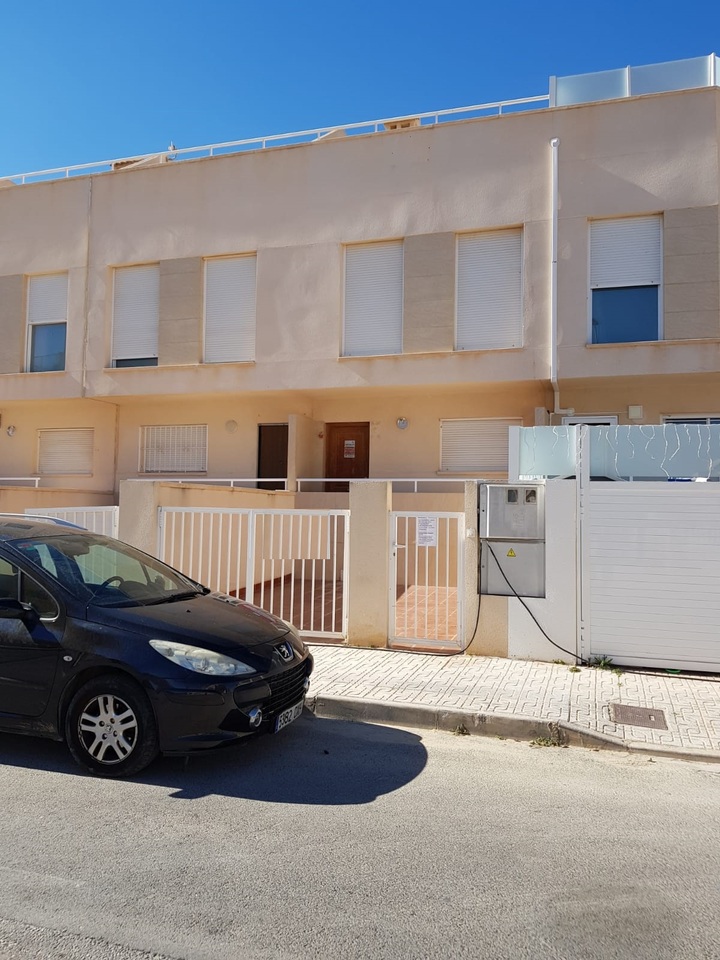 3 Bed, 3 Bath, HouseFor Sale, Playa Flamenca, Alicante