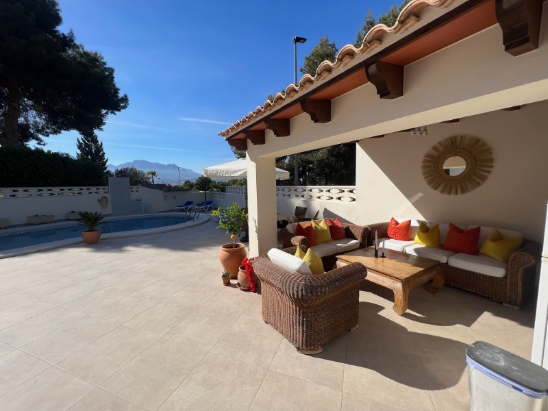 4 Bed, 2 Bath, HouseFor Sale, Alfas del Pi, Alicante