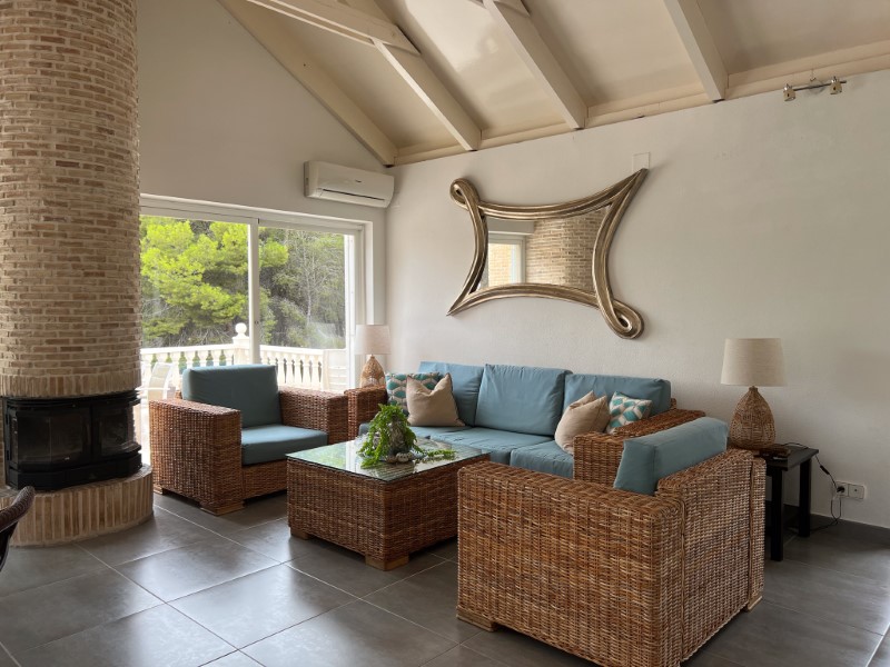 4 Bed, 2 Bath, HouseFor Sale, Alfas del Pi, Alicante