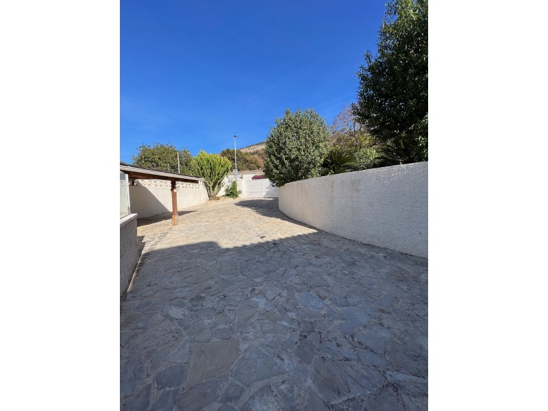 4 Bed, 2 Bath, HouseFor Sale, Alfas del Pi, Alicante