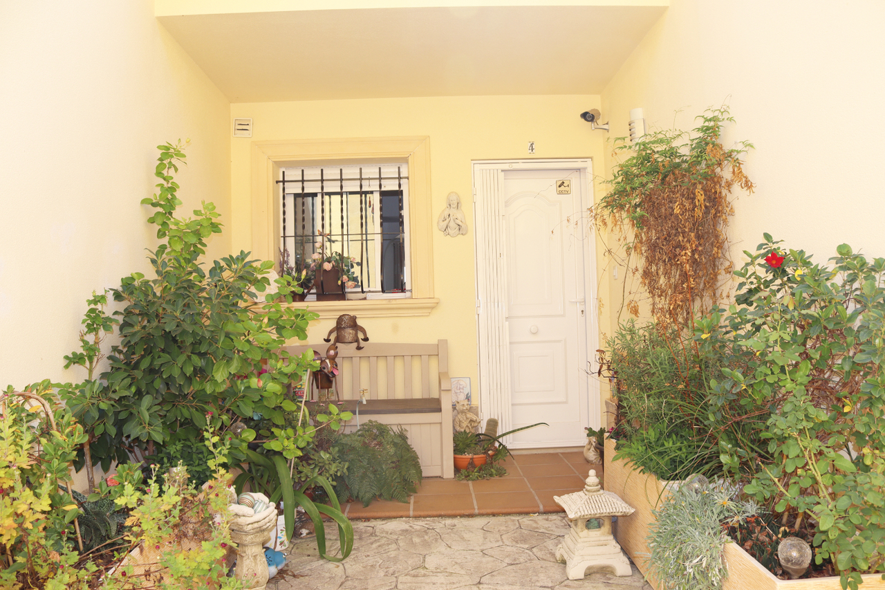 3 Bed, 2 Bath, HouseFor Sale, Jalon, Alicante