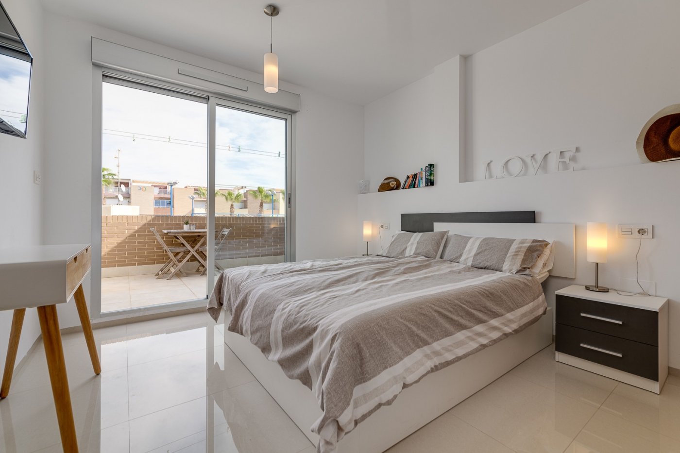 3 Bed, 2 Bath, HouseFor Sale, Torrevieja, Alicante
