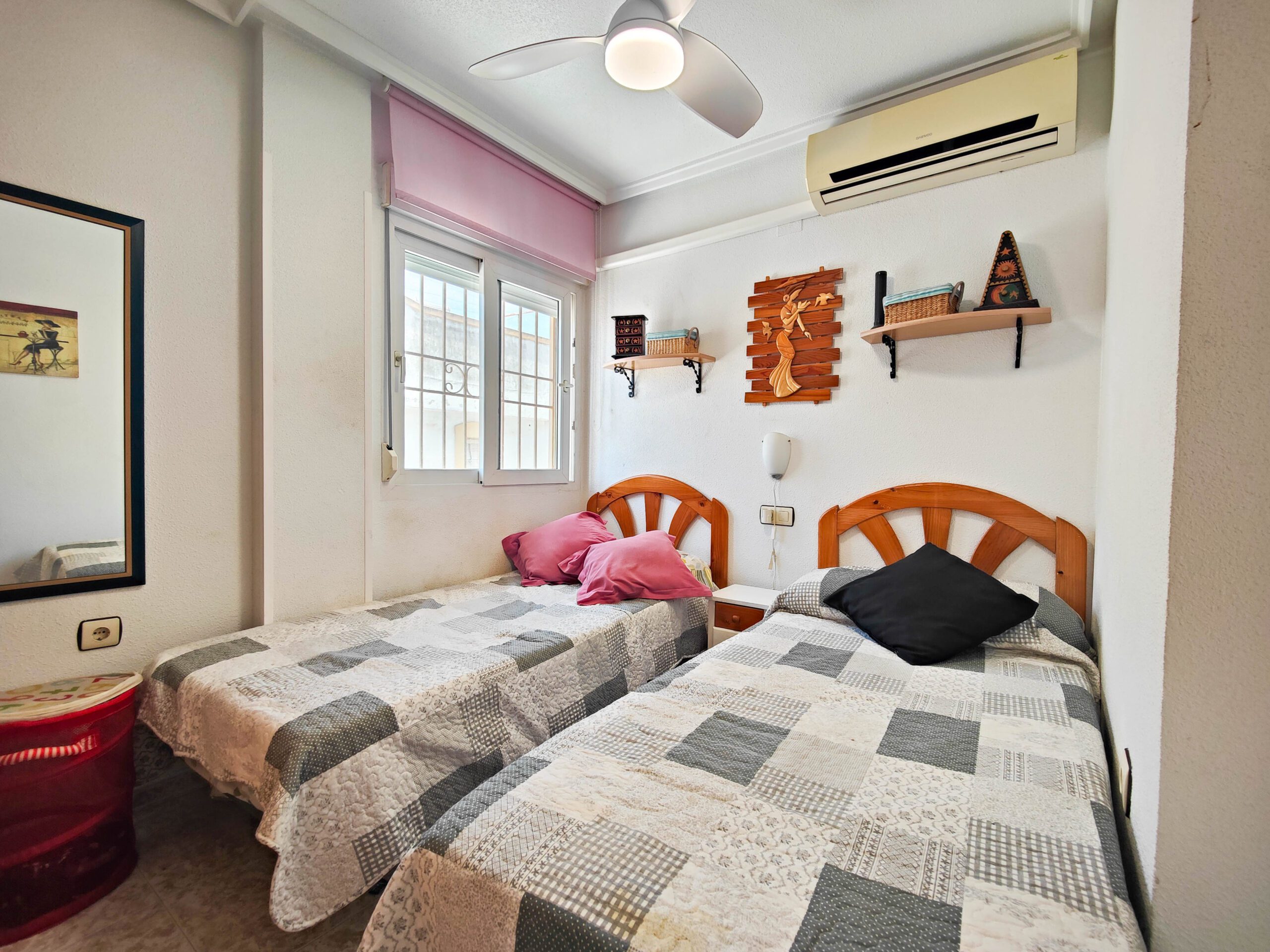 3 Bed, 1 Bath, HouseFor Sale, Torrevieja, Alicante