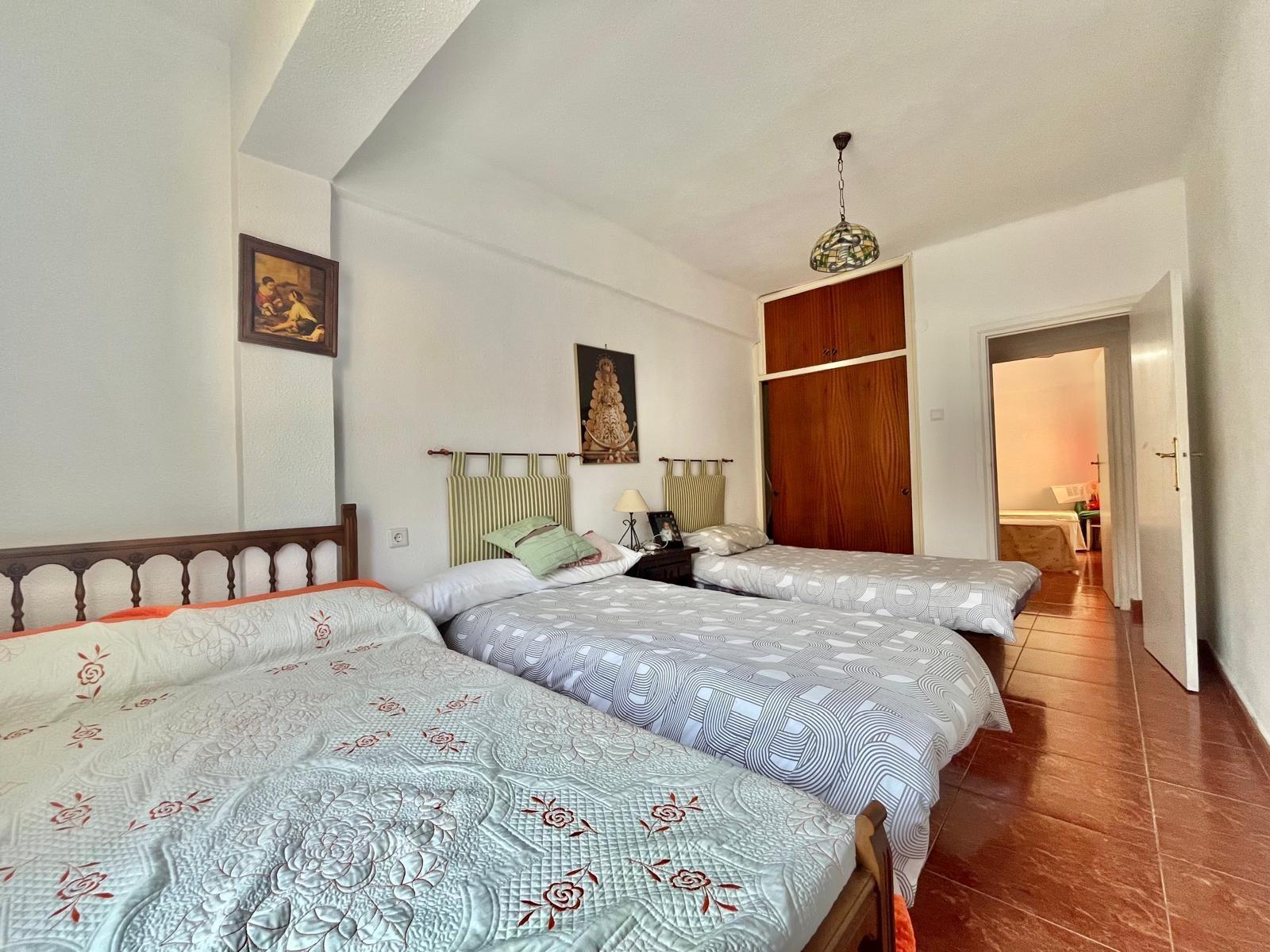 3 Bed, 1 Bath, ApartmentFor Sale, Torrevieja, Alicante