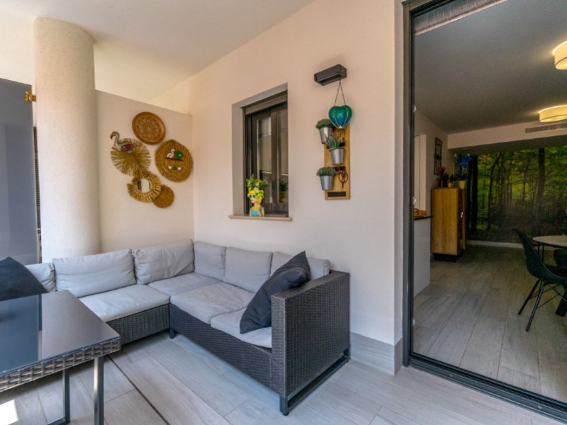 3 Bed, 2 Bath, ApartmentFor Sale, Torrevieja, Alicante