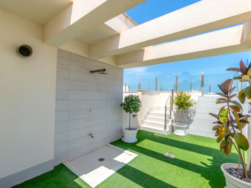 3 Bed, 2 Bath, ApartmentFor Sale, Torrevieja, Alicante