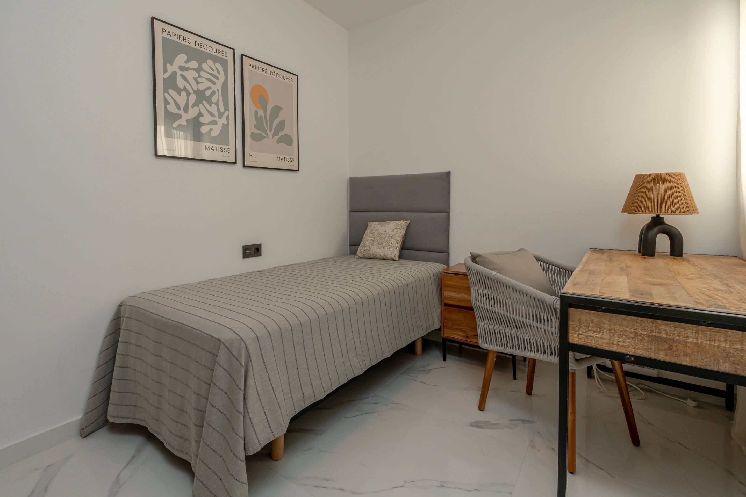 3 Bed, 2 Bath, ApartmentFor Sale, Torrevieja, Alicante