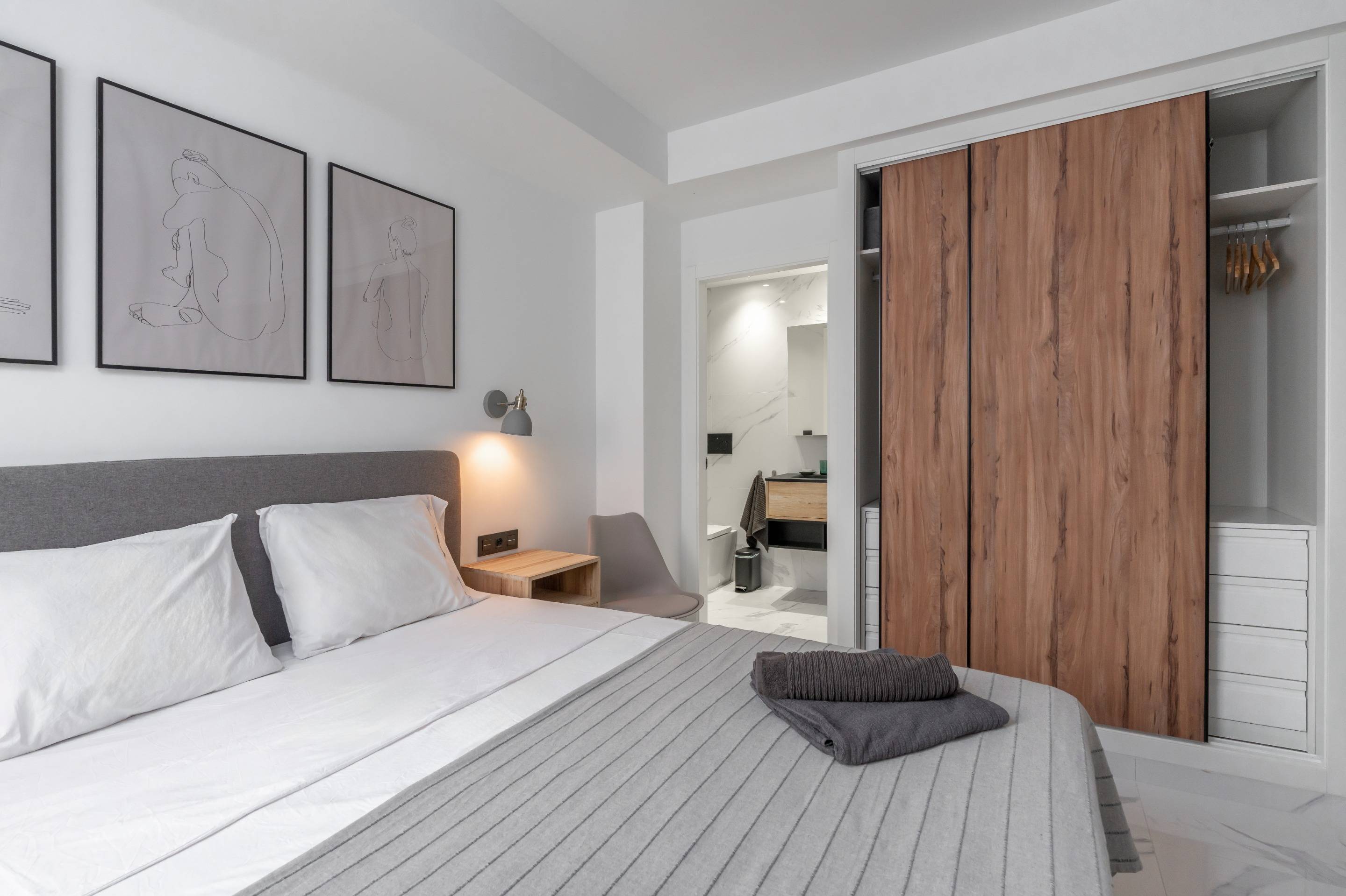 3 Bed, 2 Bath, ApartmentFor Sale, Torrevieja, Alicante