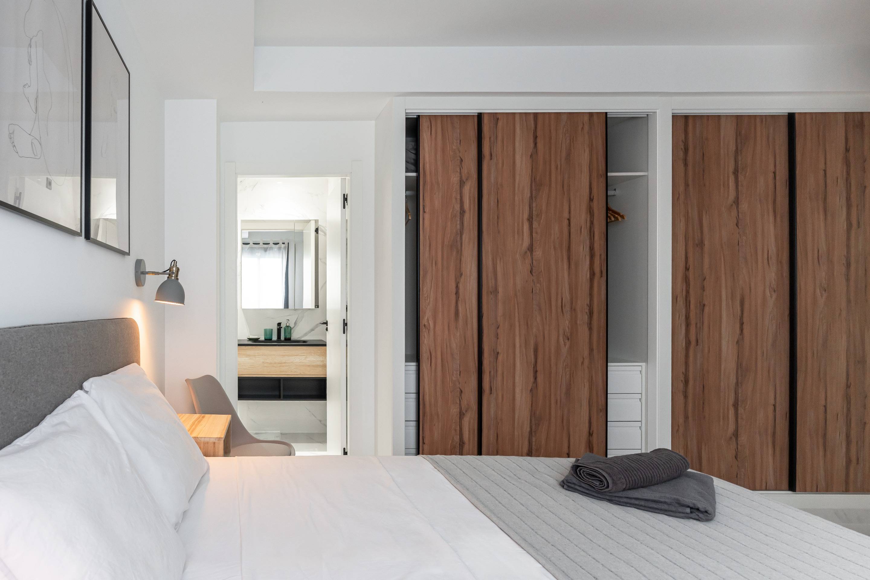 3 Bed, 2 Bath, ApartmentFor Sale, Torrevieja, Alicante