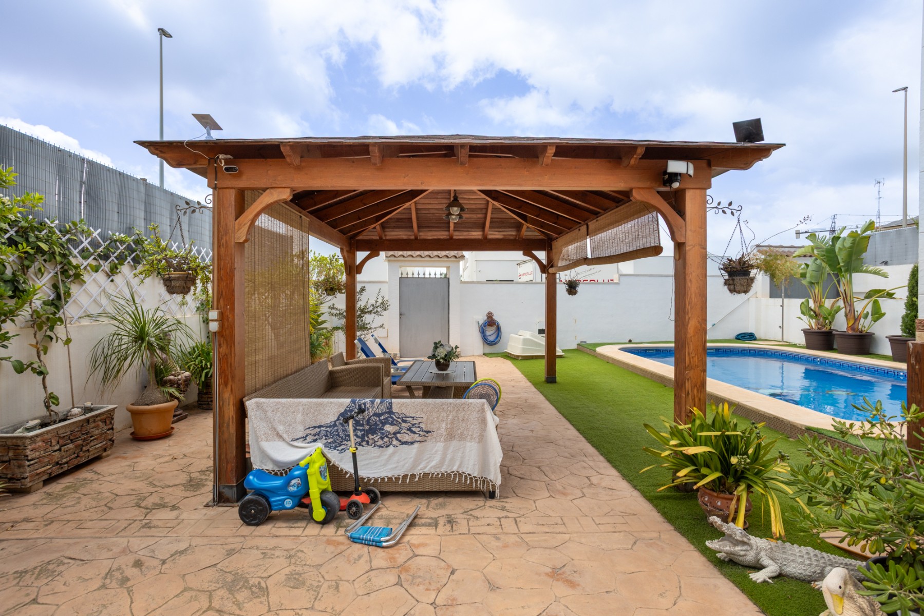 4 Bed, 3 Bath, HouseFor Sale, Los Montesinos, Alicante