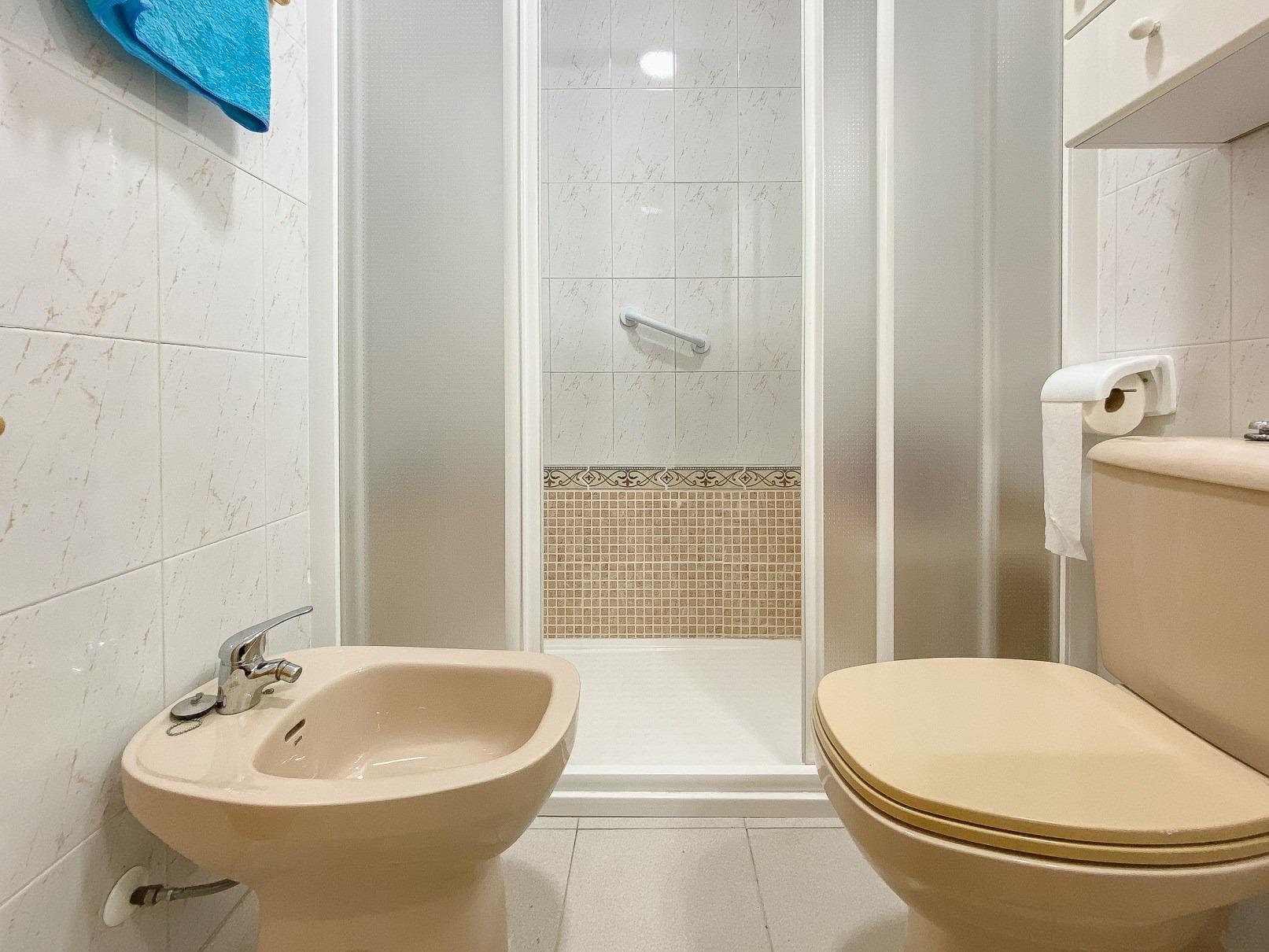 2 Bed, 1 Bath, ApartmentFor Sale, Torrevieja, Alicante 2 Bed, 1 Bath, ApartmentFor Sale, Torrevieja, Alicante