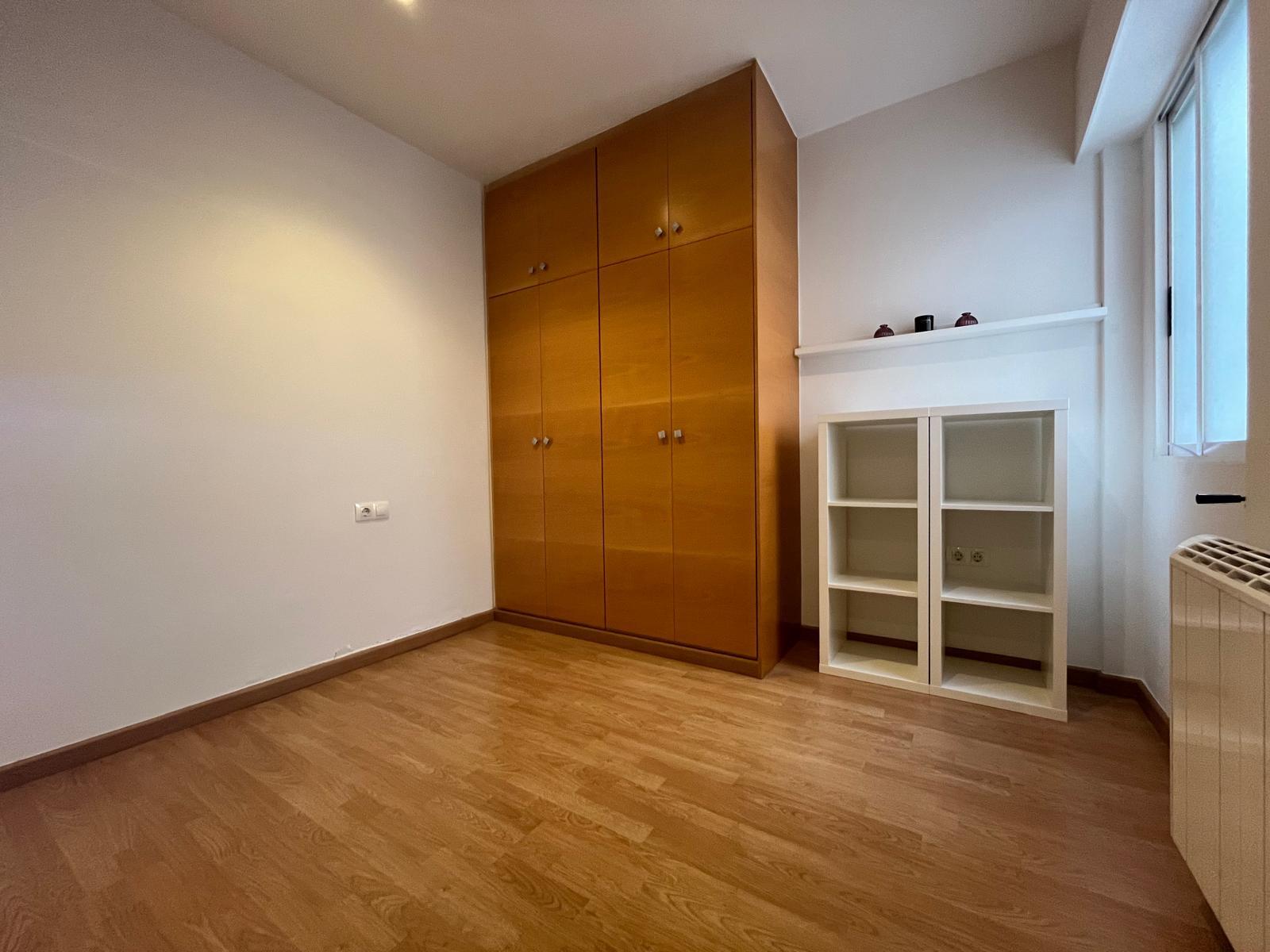 4 Bed, 2 Bath, ApartmentFor Sale, Torrevieja, Alicante 4 Bed, 2 Bath, ApartmentFor Sale, Torrevieja, Alicante