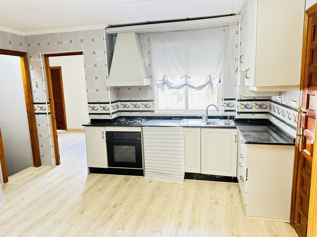 5 Bed, 3 Bath, HouseFor Sale, Orihuela, Alicante