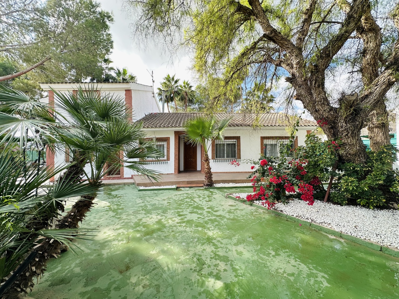 5 Bed, 3 Bath, HouseFor Sale, Orihuela, Alicante