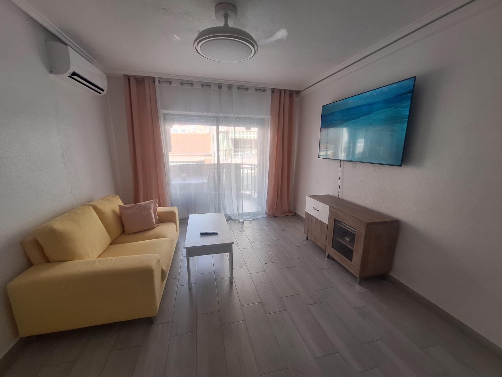 2 Bed, 1 Bath, ApartmentFor Sale, Torrevieja, Alicante 2 Bed, 1 Bath, ApartmentFor Sale, Torrevieja, Alicante