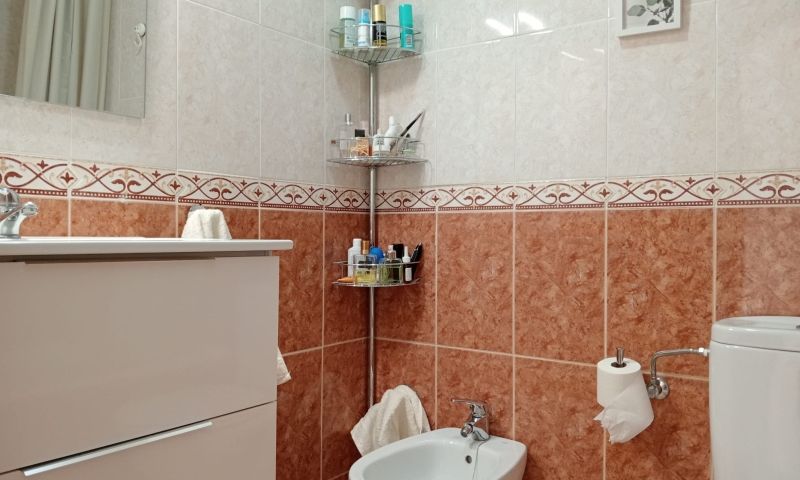 2 Bed, 1 Bath, ApartmentFor Sale, Torrevieja, Alicante