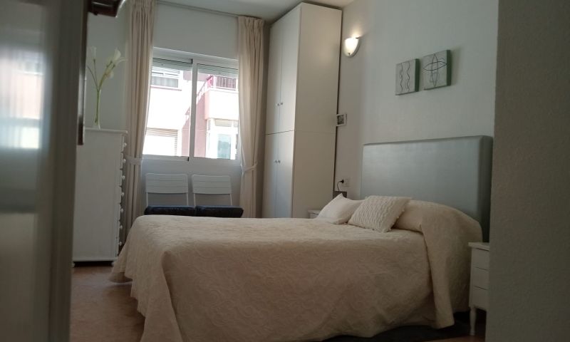 2 Bed, 1 Bath, ApartmentFor Sale, Torrevieja, Alicante