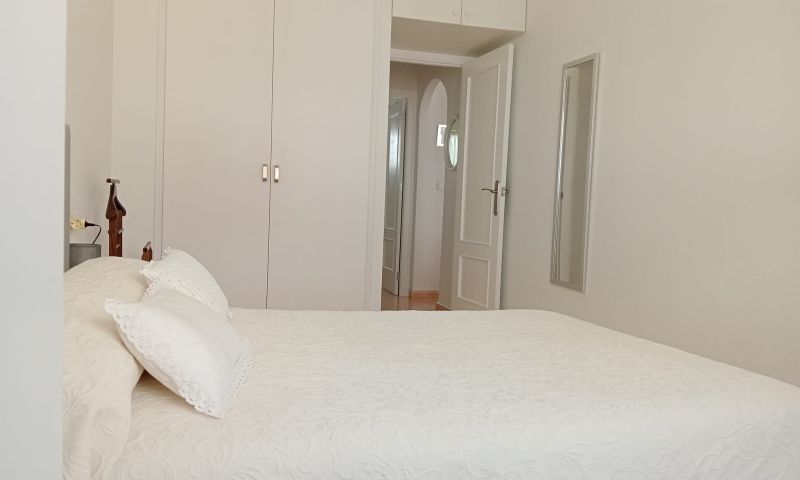 2 Bed, 1 Bath, ApartmentFor Sale, Torrevieja, Alicante