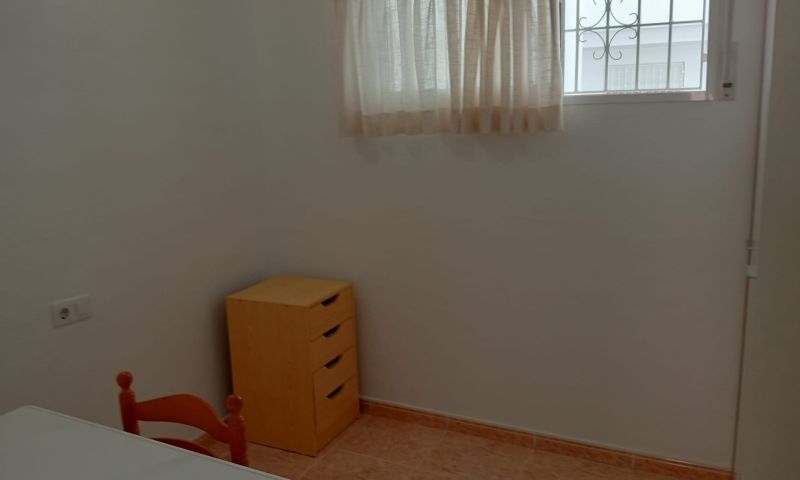 2 Bed, 1 Bath, ApartmentFor Sale, Torrevieja, Alicante