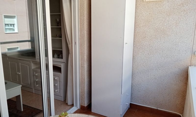 2 Bed, 1 Bath, ApartmentFor Sale, Torrevieja, Alicante