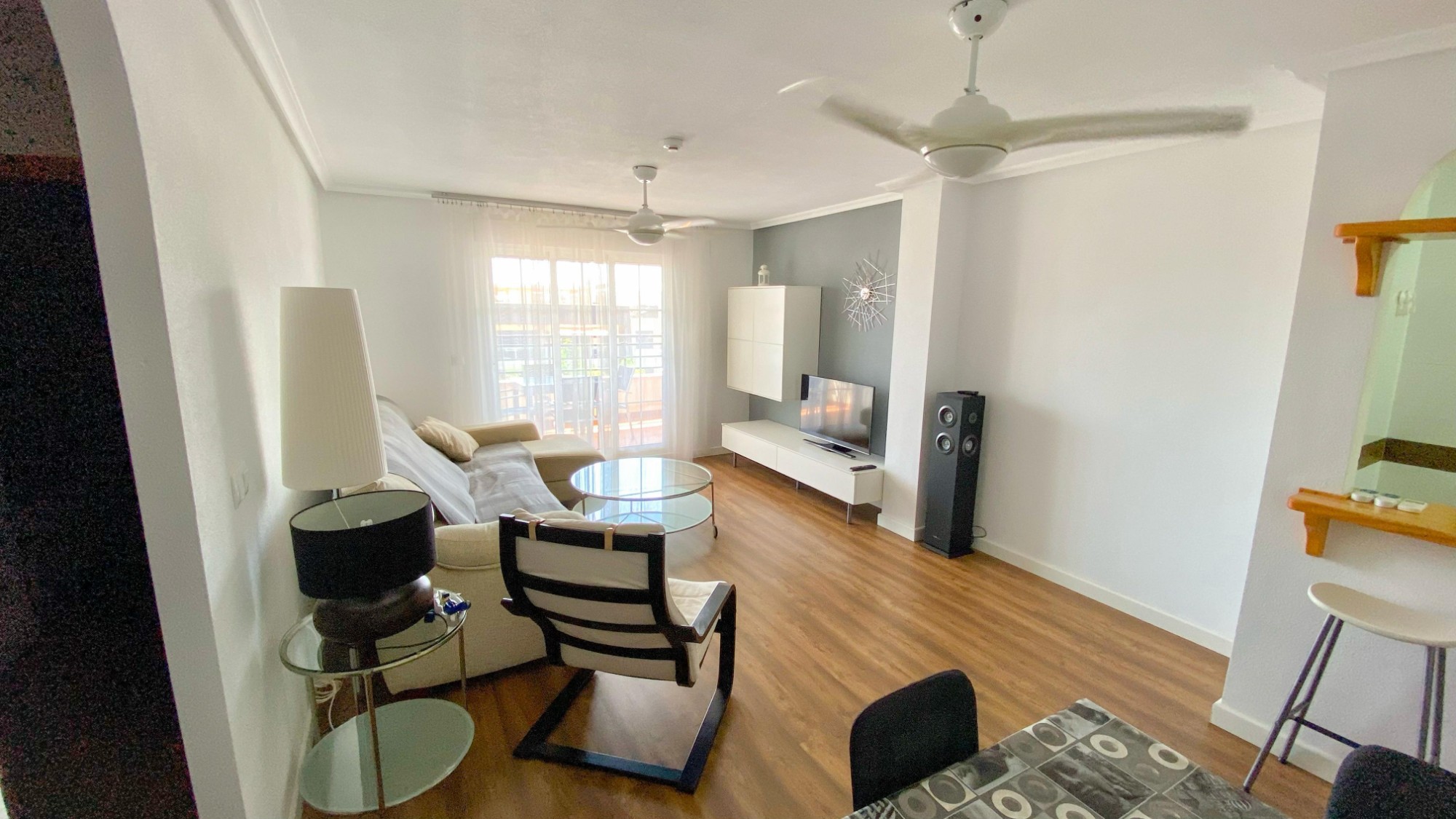 2 Bed, 1 Bath, ApartmentFor Sale, Mil Palmeras, Alicante